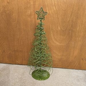 Pier 1 Imports metal wire Xmas star tree decor 14.5"